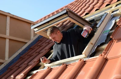 Pose de fenêtres de toit Velux à Charancieu